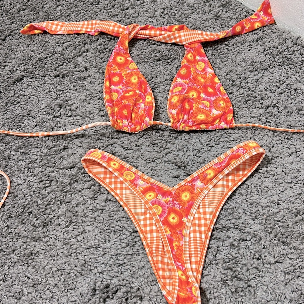 VDM floral plaid bikini set